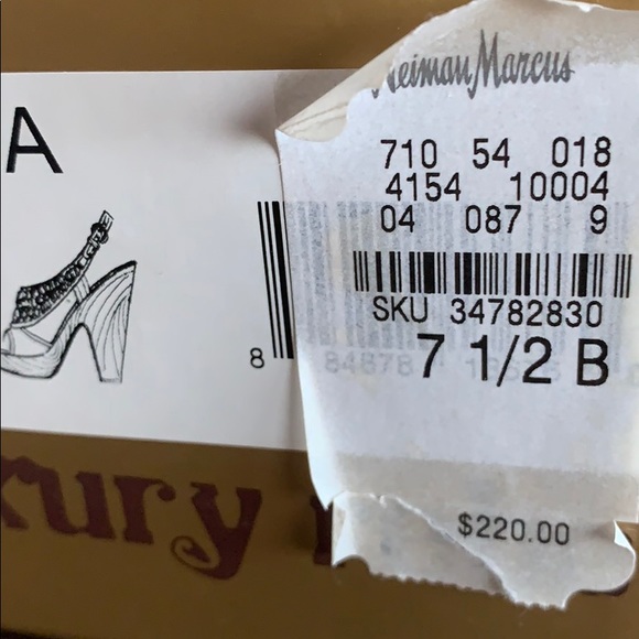 Shoes - Picture 6 of 6